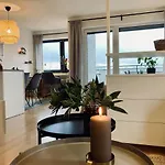 Apartment Schickes, Stilvolles Und Helles In