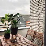 Apartment Schickes, Stilvolles Und Helles In *