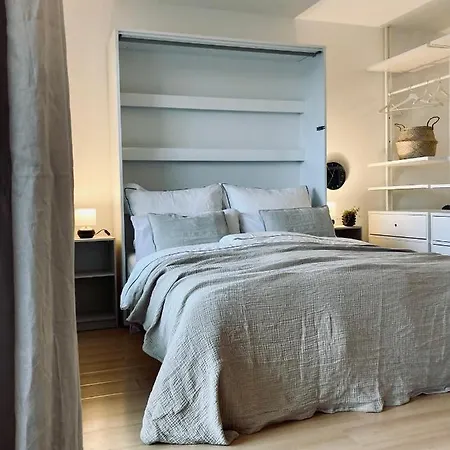 Schickes, Stilvolles Und Helles In Apartment Munster (North Rhine-Westphalia)