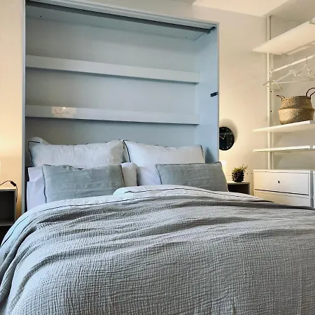Modernes Apartment Mit Balkon & Highspeed-Wlan *