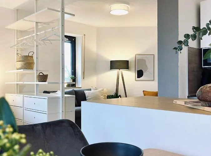 Schickes, Stilvolles Und Helles In *