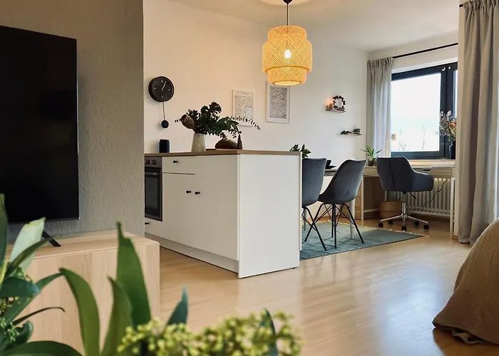 Apartman Schickes, Stilvolles Und Helles In *